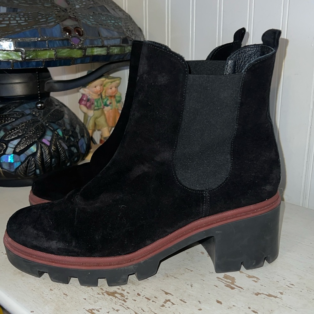 Antonio de Faria chunky Chelsea black suede platform booties